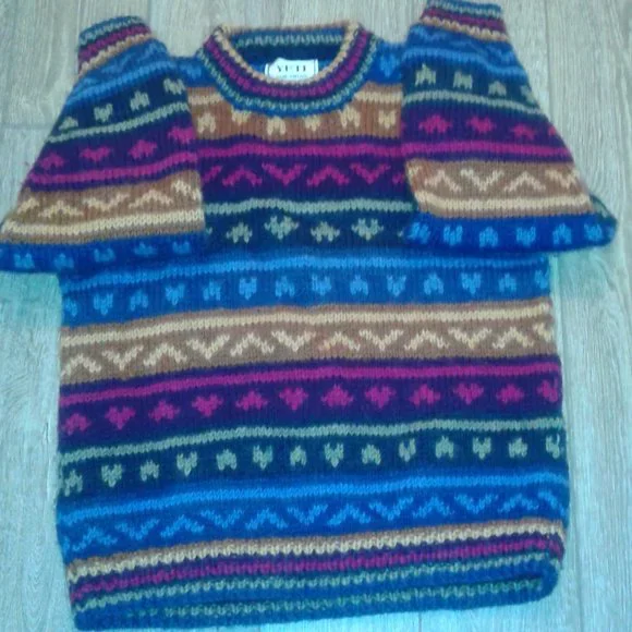 YETI Wool Sweater - Picture 4 of 8